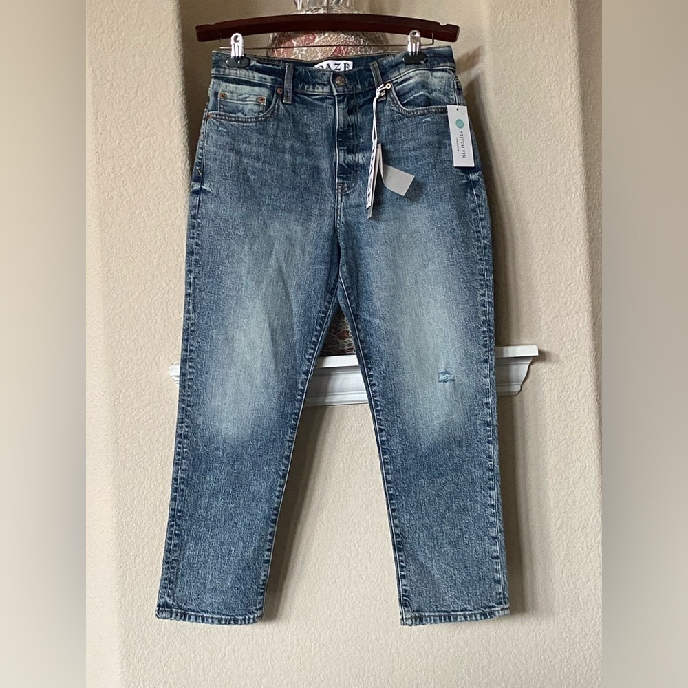 Daze Distressed Denim Jeans Size 30P
